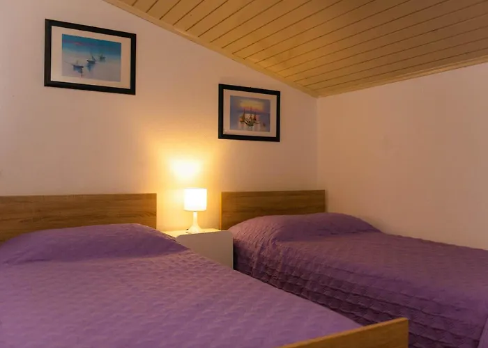 Gizdic Apartment Trogir