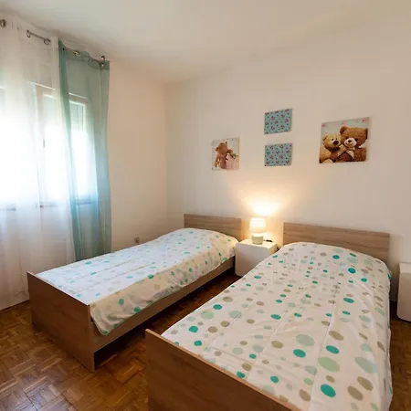 Apartmán Gizdic *